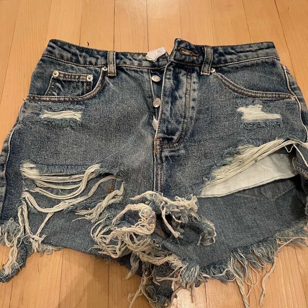 Signature 8 Denim Shorts